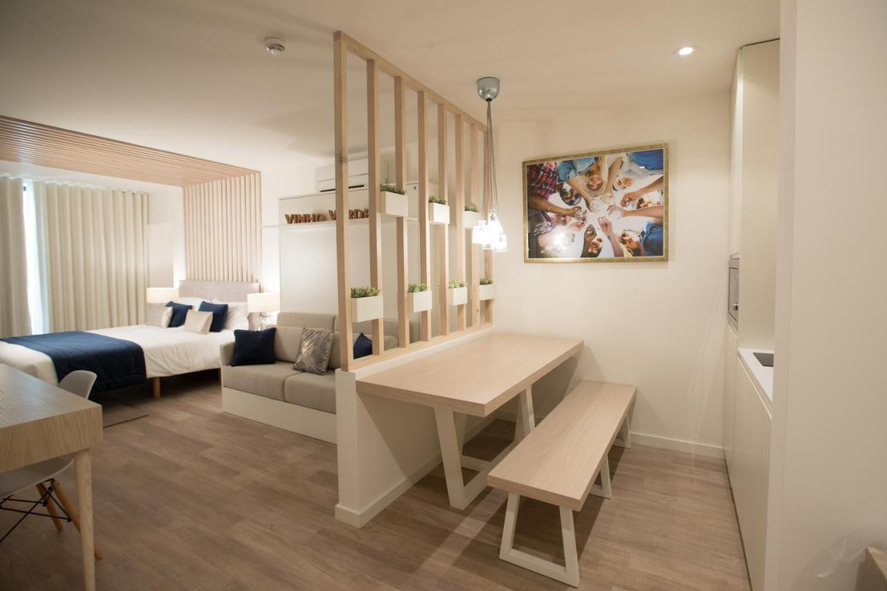 Almada Wine House - Tourism Apartament *
